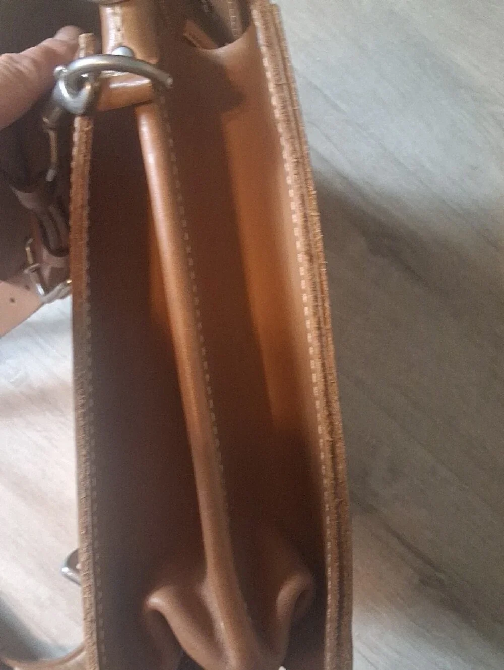 Men's Tan Leather Messenger Bag with Buckle Strap
